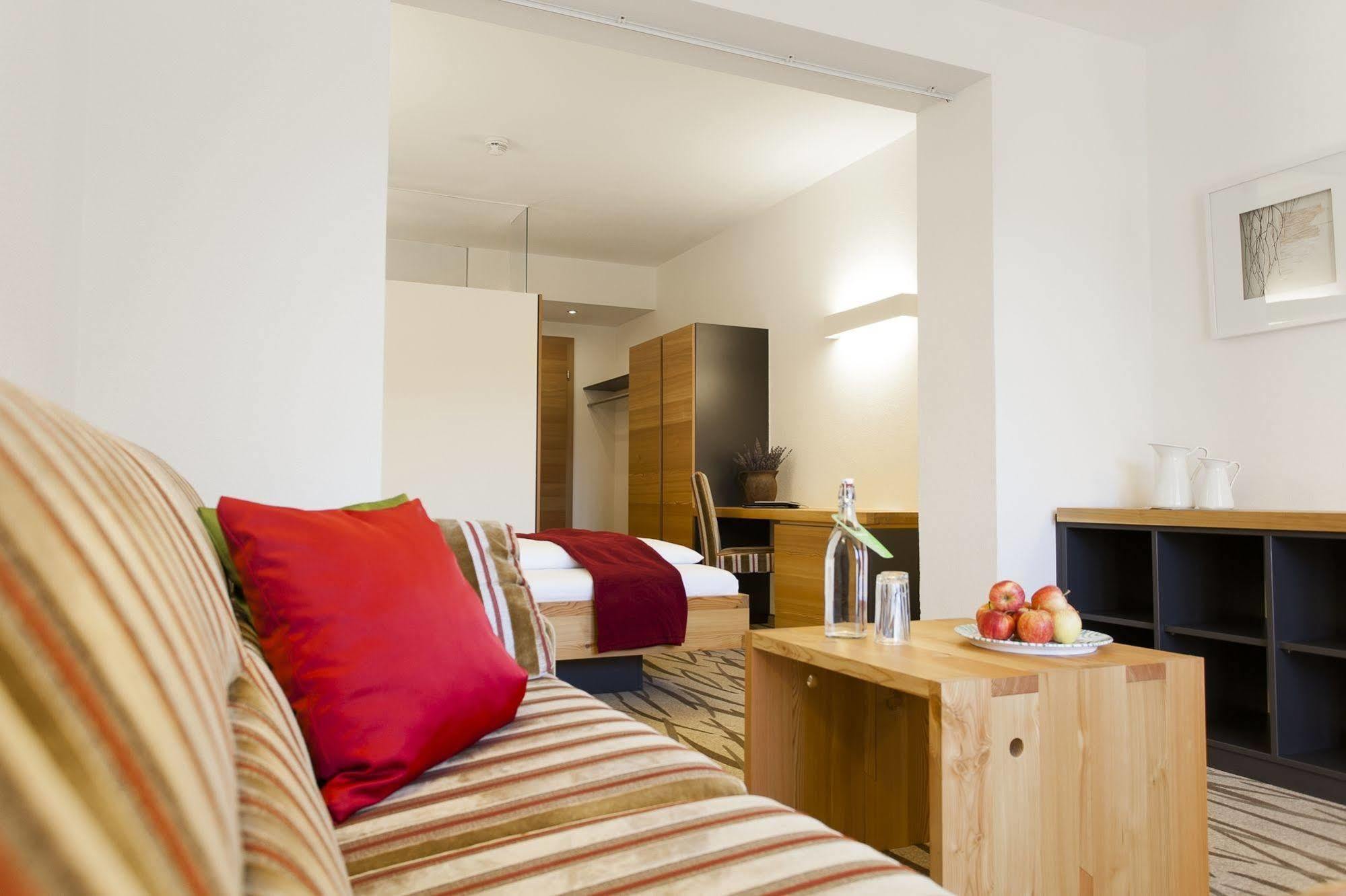 Der Stern - Nachhaltiges Wirtshaus Und Landhotel Seit 1509 Obsteig Bagian luar foto